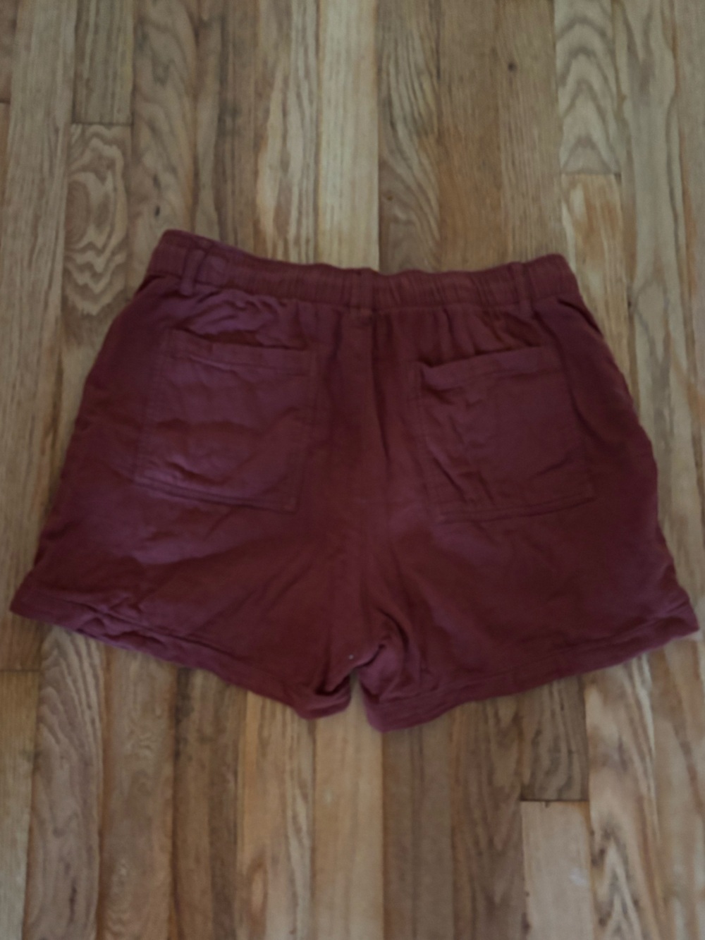 Rust colored drawstring shorts - Picture 2 of 3